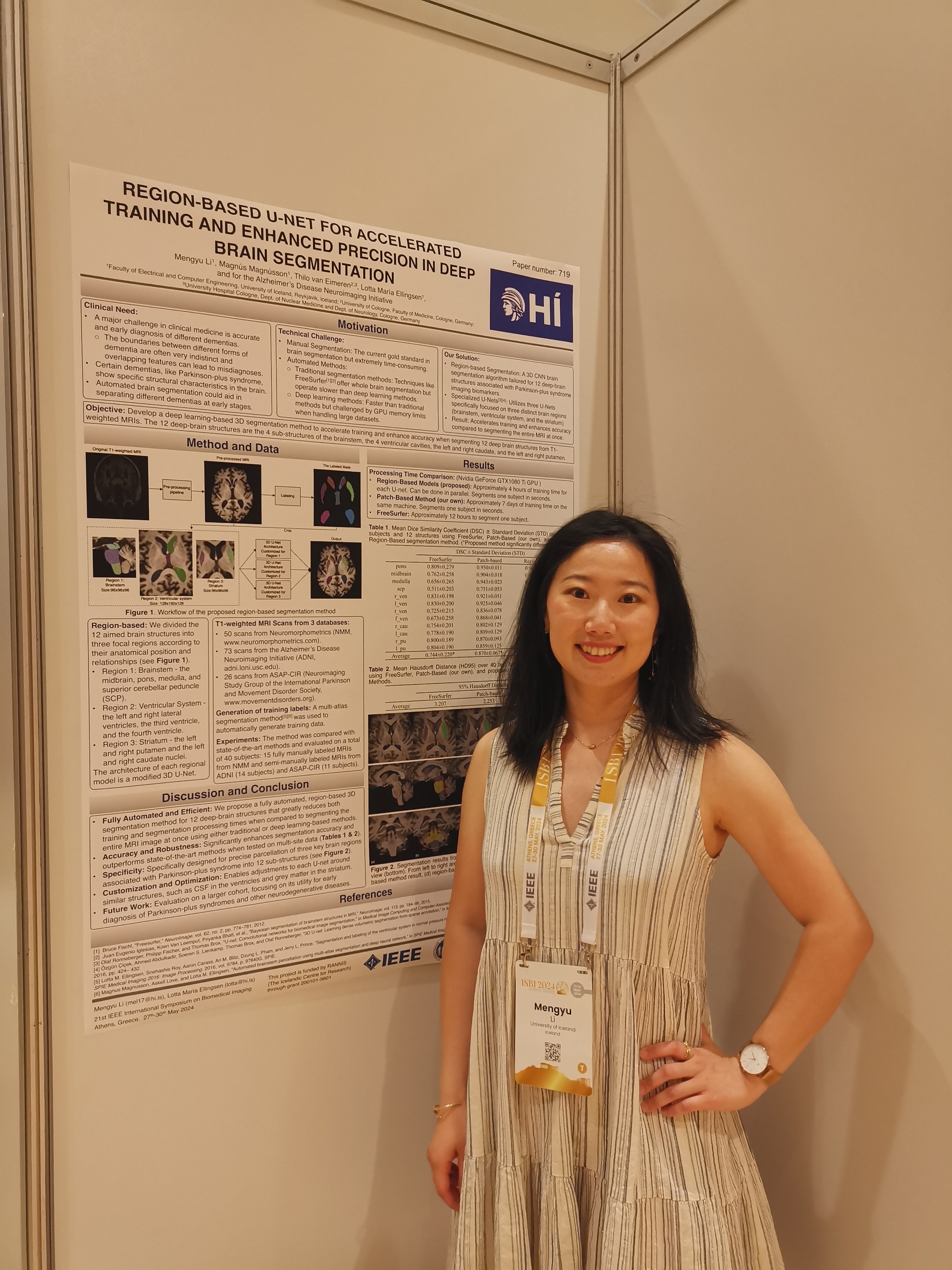 Mengyu presenting her poster at ISBI 2024